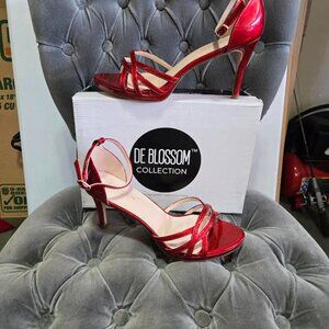 De Blossom Collection Rosie Red Patent Heels Size 10